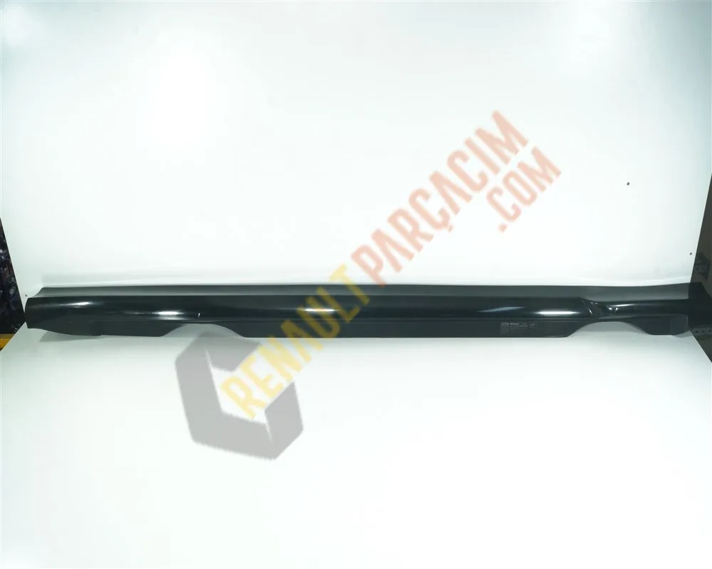Megane 3 Sport Tourer Sağ Marşpiyel Kaplaması 7711426856