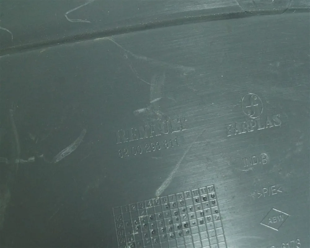 Clio 3 Hb Bagaj Kapak İç Kaplaması 8200293811