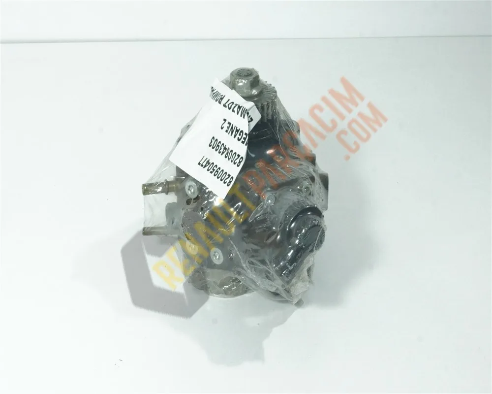 Megane 3 2.0dci M9R Mazot Pompası 8200950477 8200843903