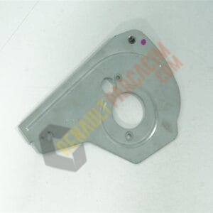 Trafic 1.9 Dci Egzantrik Kapağı 135641649R