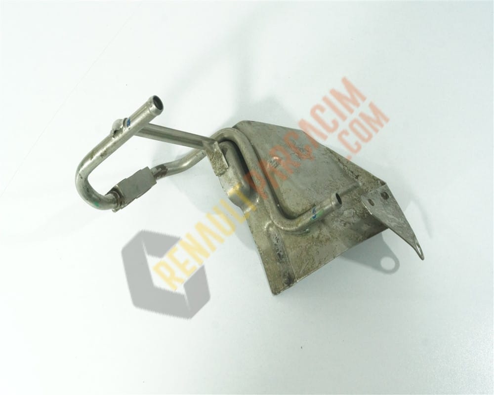 Laguna 3 2.0 F4R Turbo Yağlama Borusu 8200427276