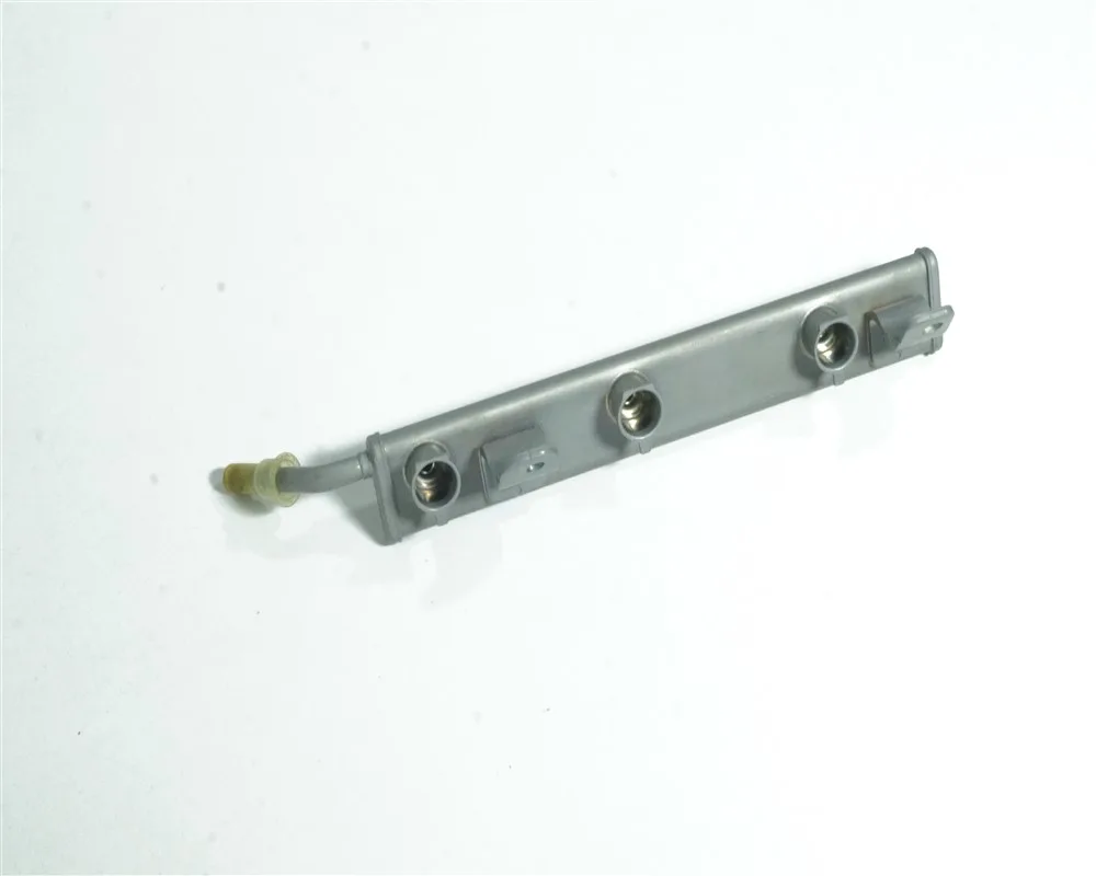 Clio Symbol Sandero Logan 1.0 Benzinli Enjektör Rampası 175204033R