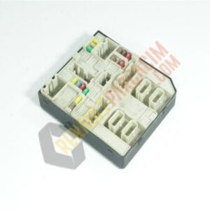 Master 3 Elektronik Beyin Sigorta Upc Kutusu 284B66852R 284B69681R