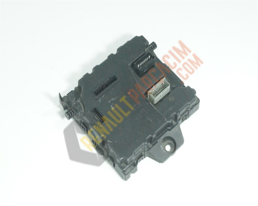 Master 3 Uch Sigorta Role Kutusu 284B13324R 284B25740R