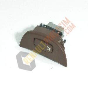 Laguna 2 Sağ Ön Koltuk Isıtma Düğmesi 8200064077