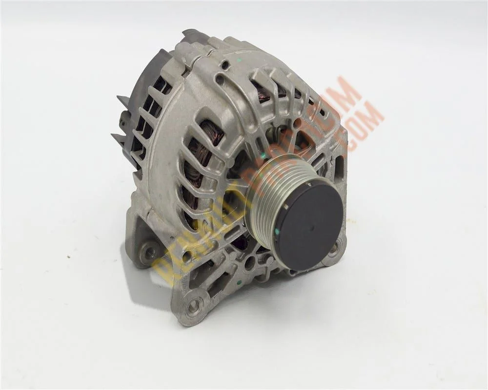 Clio 4 Captur 1.5 120A Alternatör 231007865R 231008918R