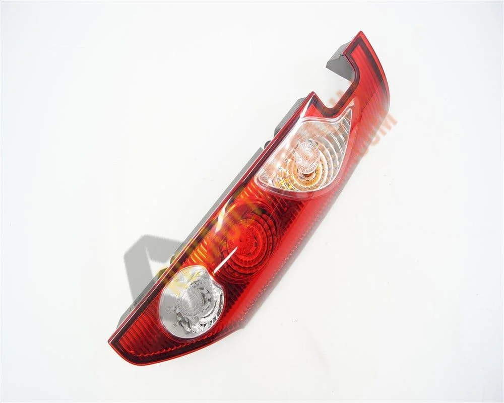 Kangoo 3 Sağ Arka Stop Çift Kapı 8200419952